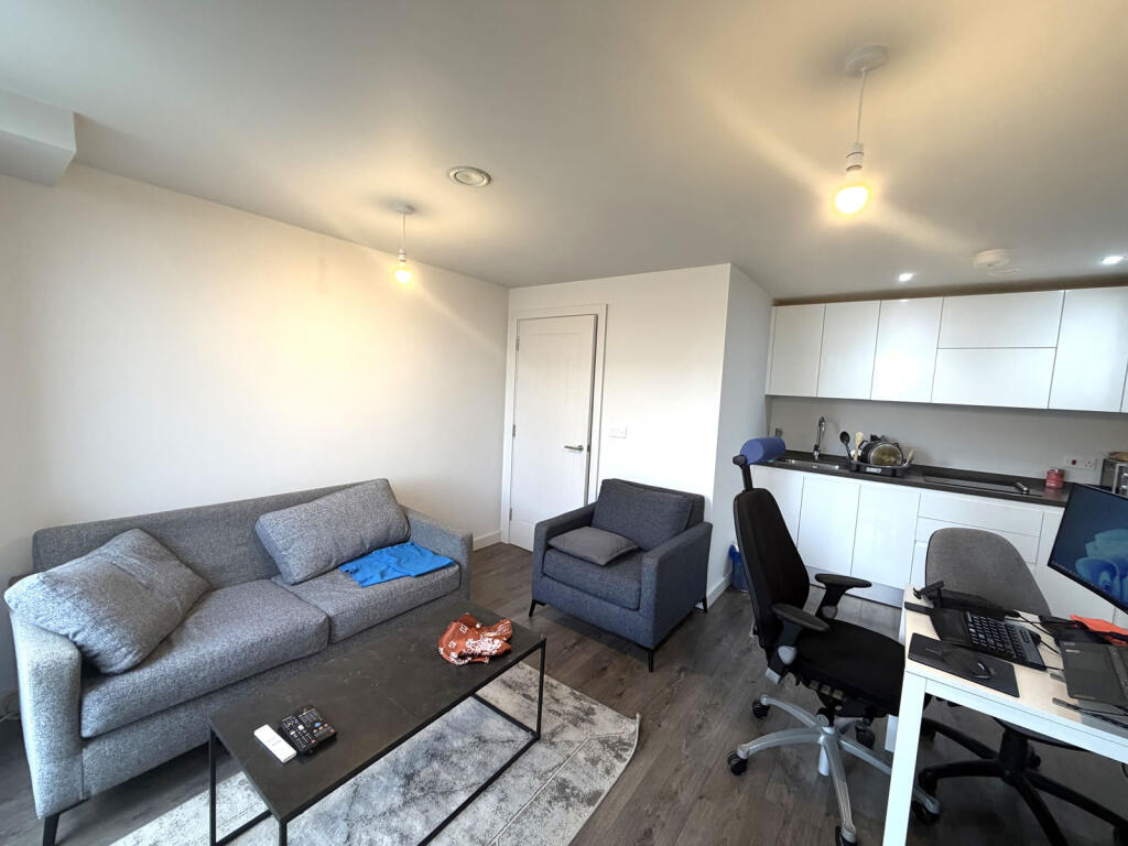 Apartment in Liverpool - View 3