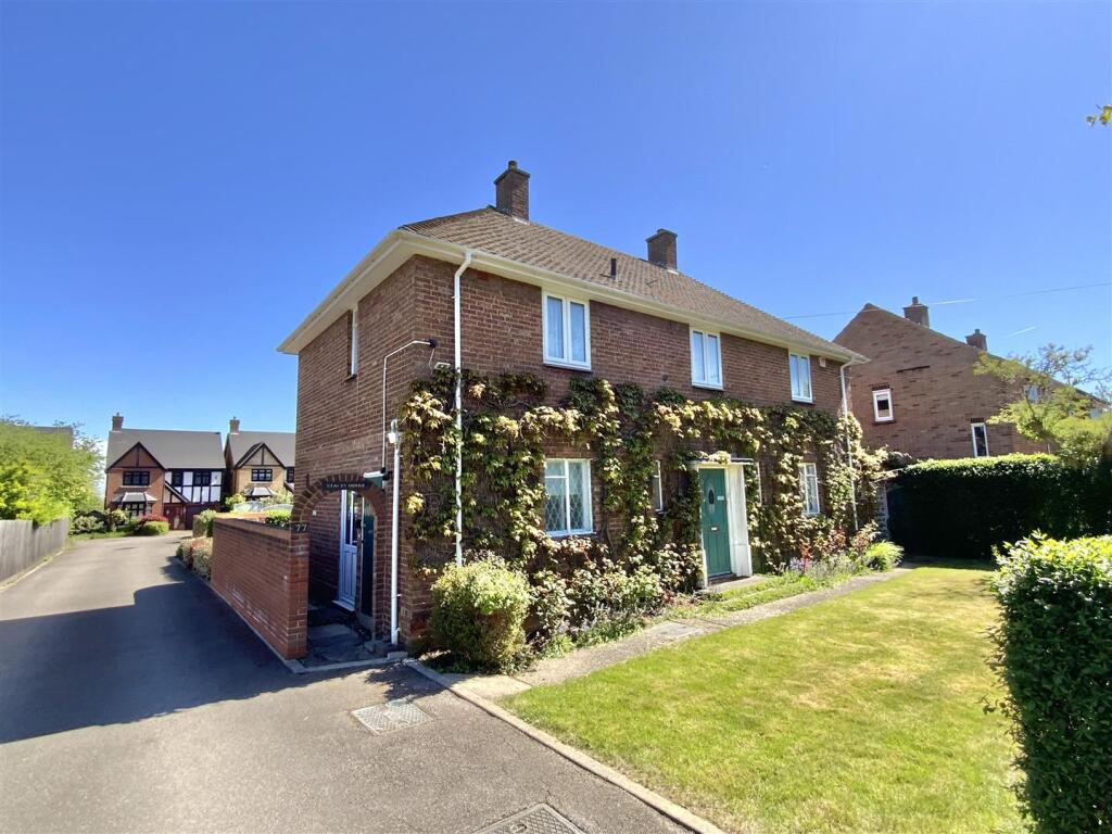 Main image of property: Stacey Avenue, Wolverton, Milton Keynes