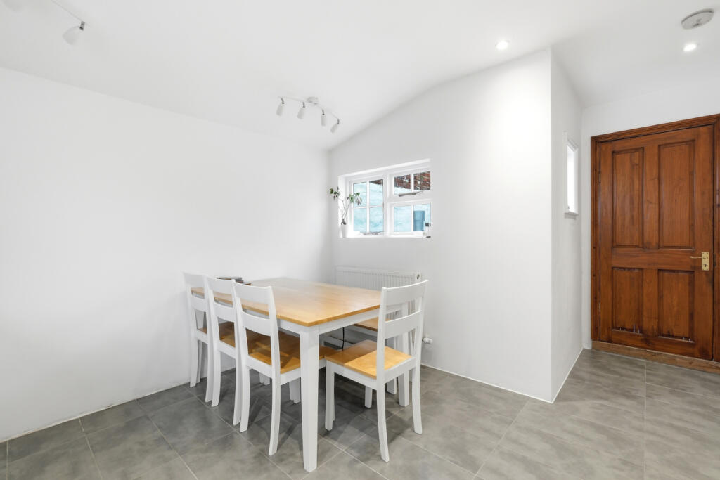 House in Bishop's Stortford, Hockerill - More