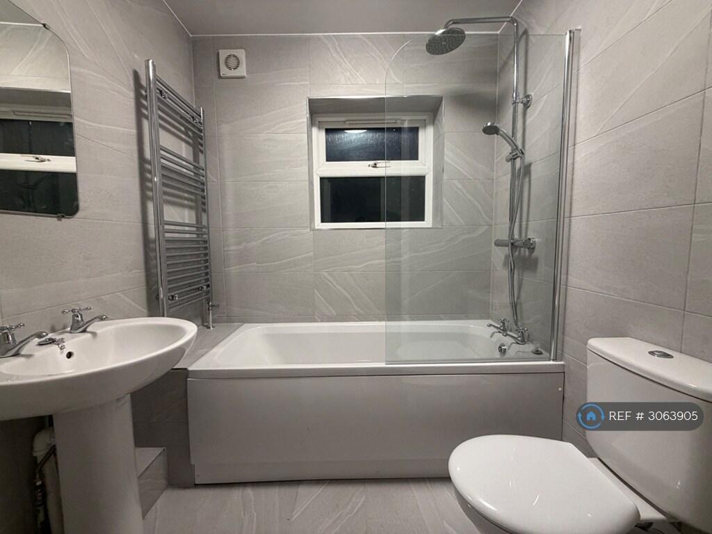 Main image of property: Steele St, Barnsley, S74