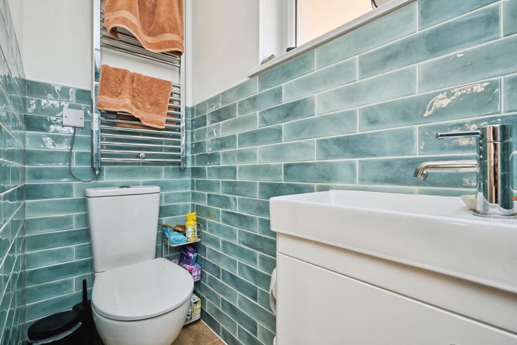 Apartment in Newport, Little London - View 4