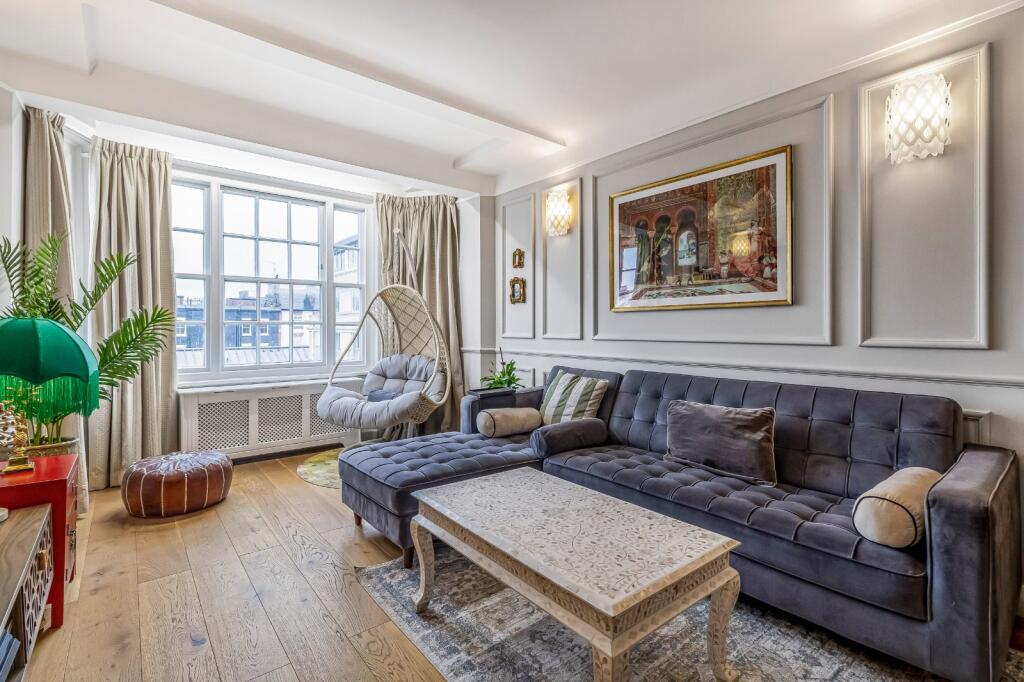 Main image of property: Gloucester Place, London, NW1