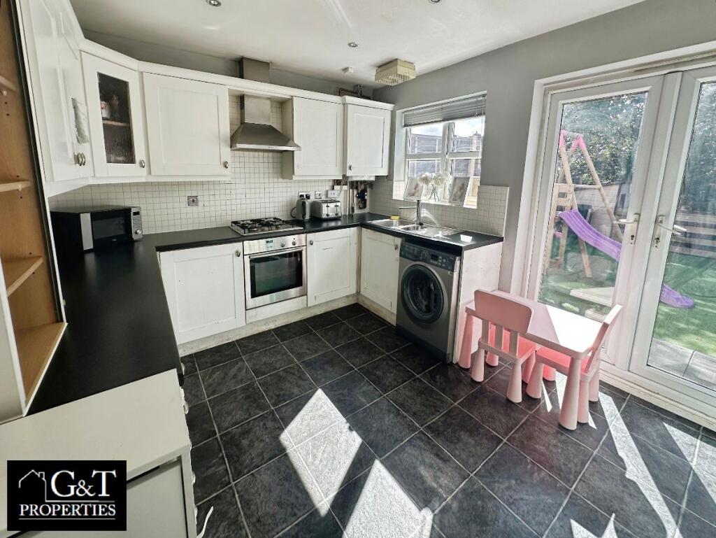 House in Dudley, West Midlands - View 5