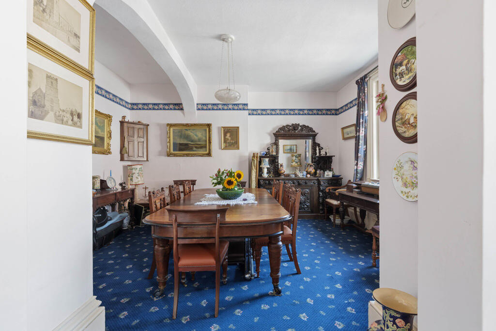 14 Desford Road, Thurlaston, Leicester, Leicestershire, LE9 7TE photo 5