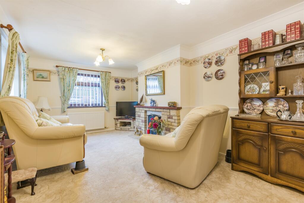 Poolway Place, Coleford photo 3