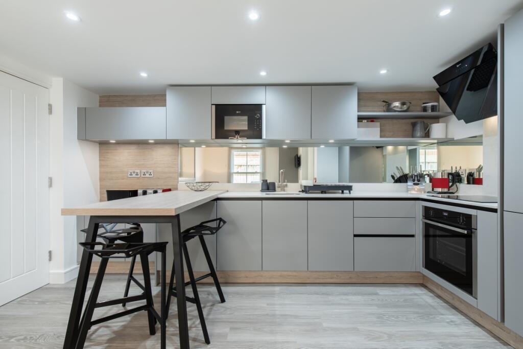 Main image of property: Abingdon Road Oxford OX1