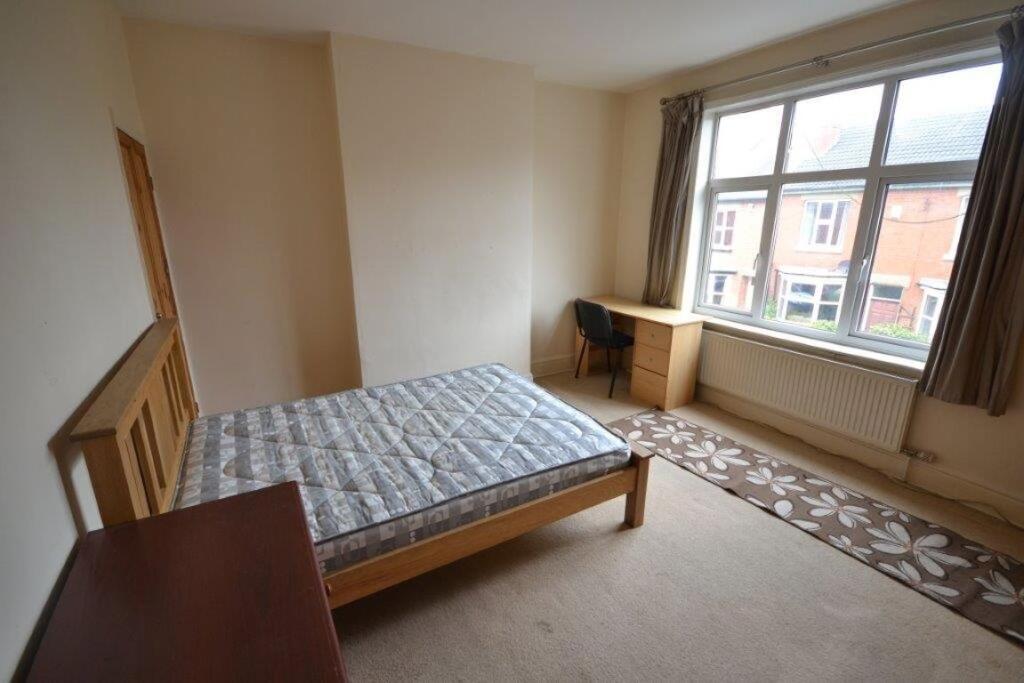 House in Leicester - More
