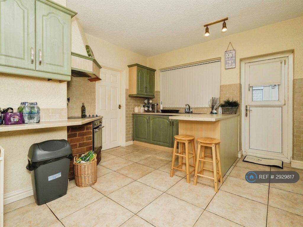 1 bedroom house share for rent