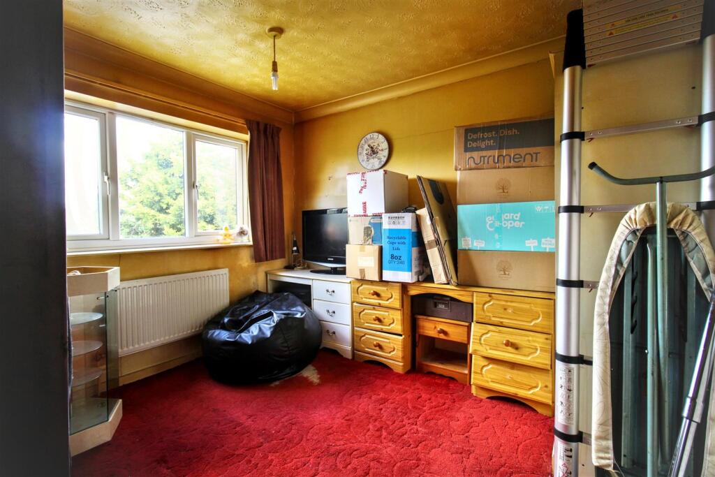 House in Broadland, Southgate, Cawston - More