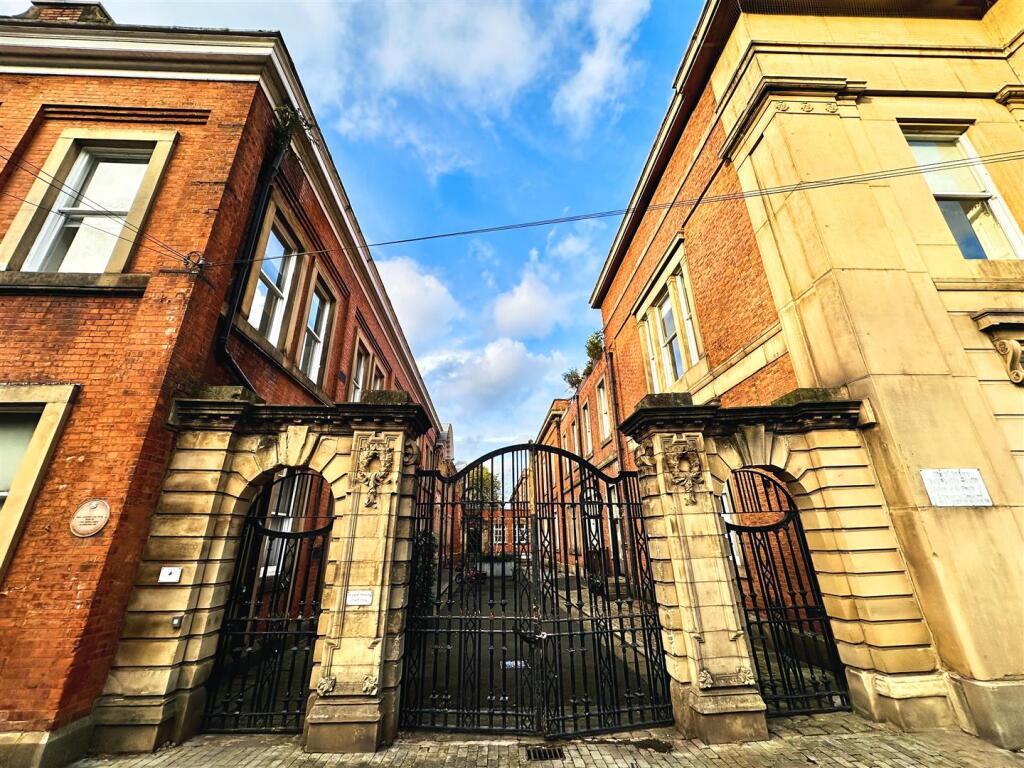 Property photo 10