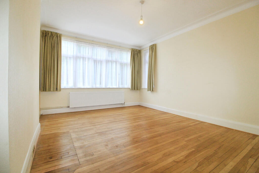 House in London - View 3