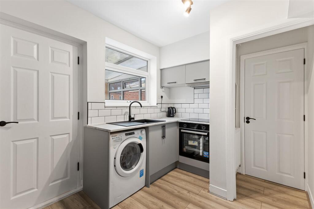 Main image of property: Close to UEA, Norwich