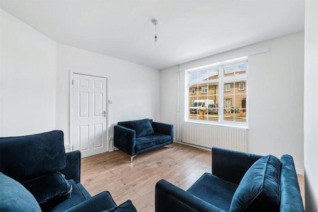 Main image of property: Maurice Street, London, W12