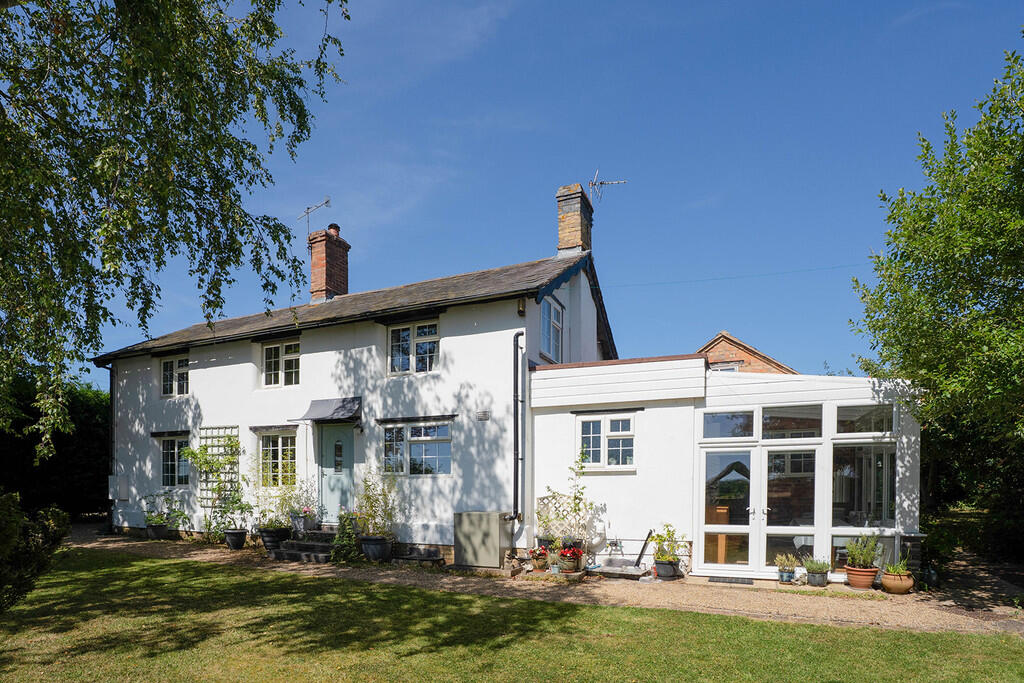 Main image of property: Chadshunt, Near Kineton