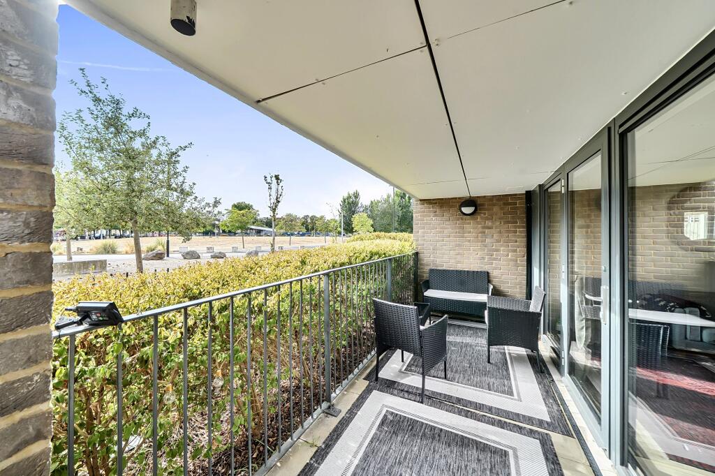 Apartment in London - View 3