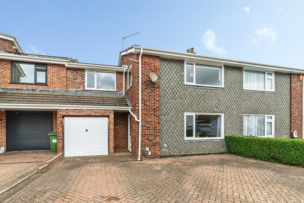 Main image of property: Groveland Road, Newbury, RG14