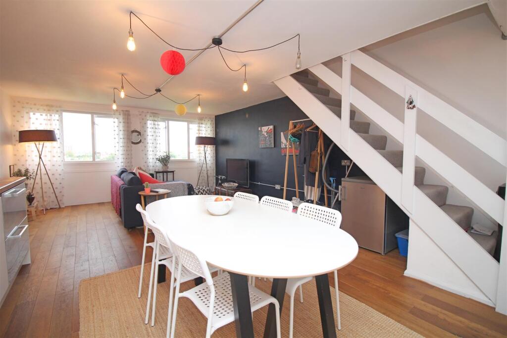 Main image of property: O'leary Square, London