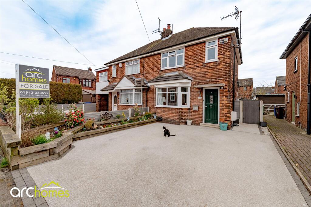 Main image of property: Oak Avenue, Hindley Green, Wigan