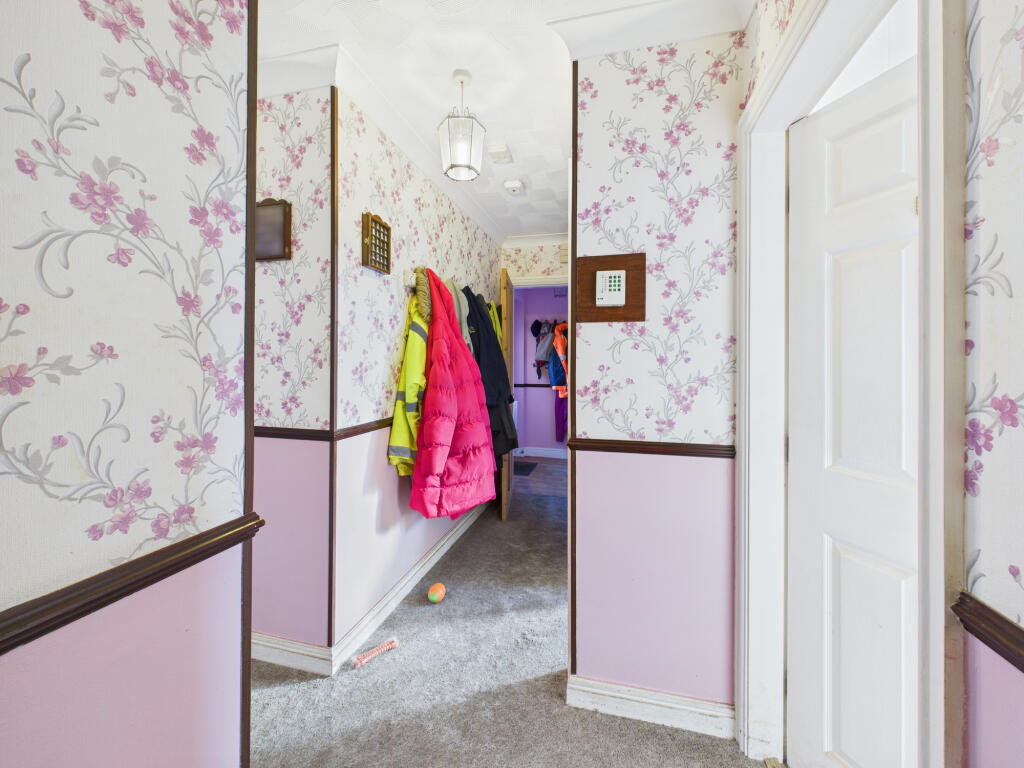 House in Hull, Kingston upon Hull - More