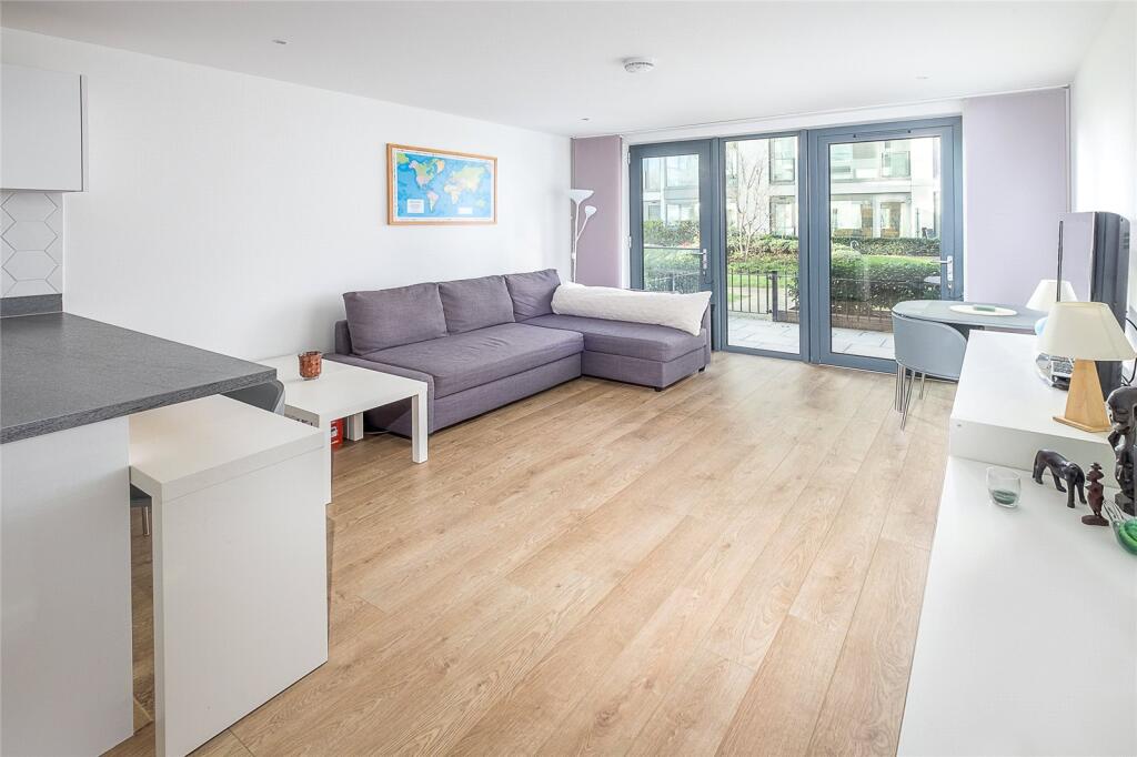 Apartment in London - View 5