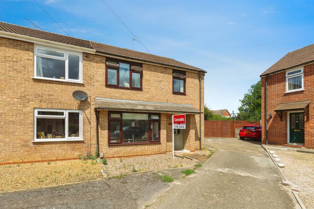 Main image of property: Fieldside, Abingdon