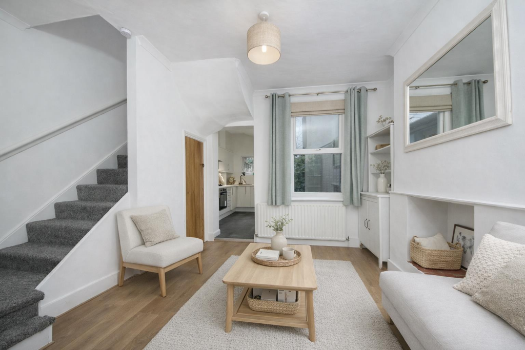 Main image of property: Felix Road, W13