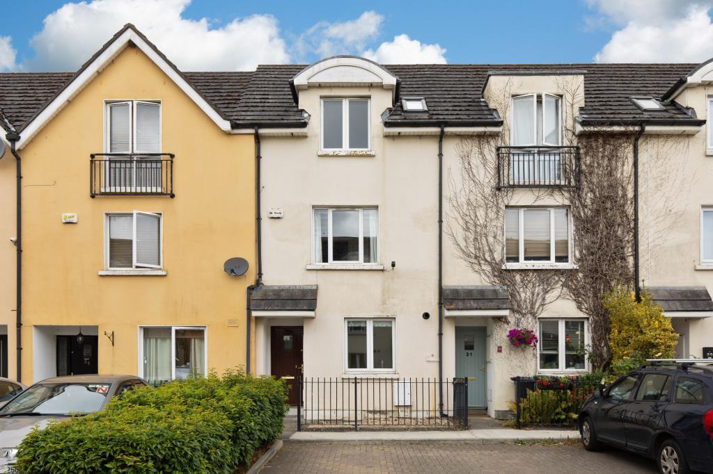 Main image of property: 33 Delhurst Terrace, Ongar, Dublin 15, D15A8H1