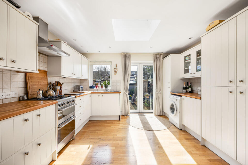 House in Cotswold, Watermoor, Cirencester - View 5