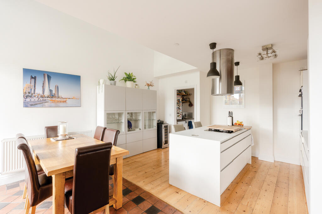 House in Portishead, North Somerset - View 3
