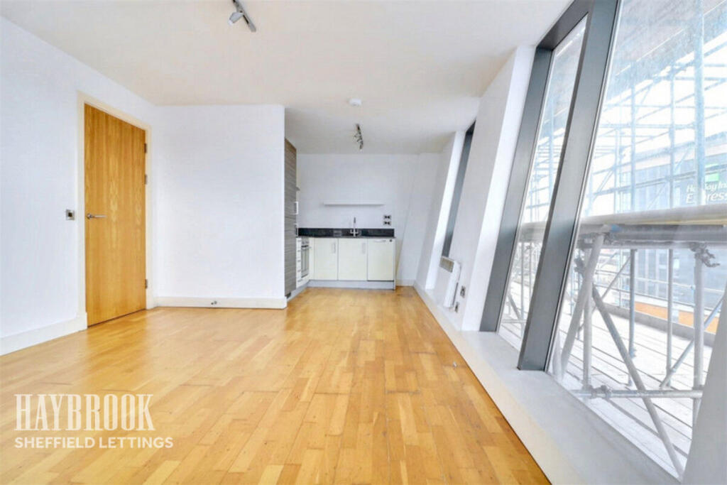 Apartment in Sheffield - View 3