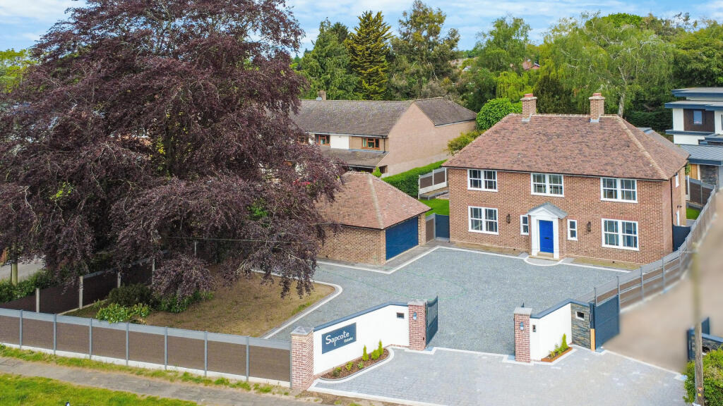 Main image of property: Redditch Road, Stoke Heath, Bromsgrove B60 4JP
