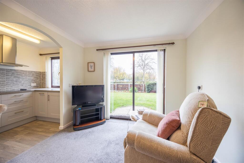 KINGSWELL, IMPERIAL AVENUE, Westcliff-On-Sea photo 4