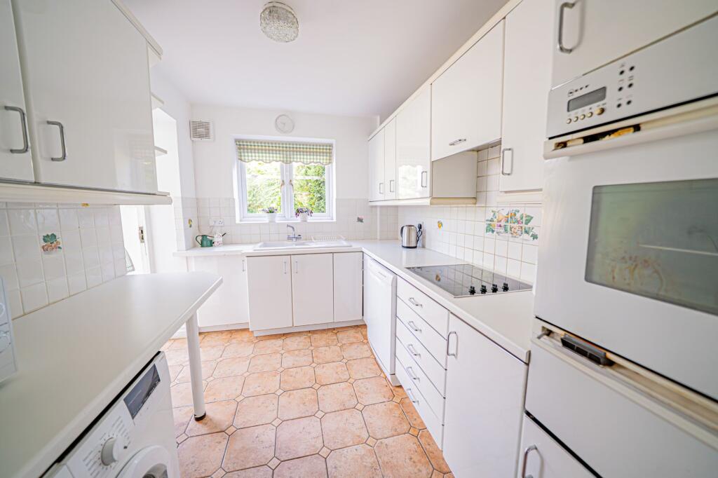 Catherines Close, Catherine-De-Barnes, B91 - View 2