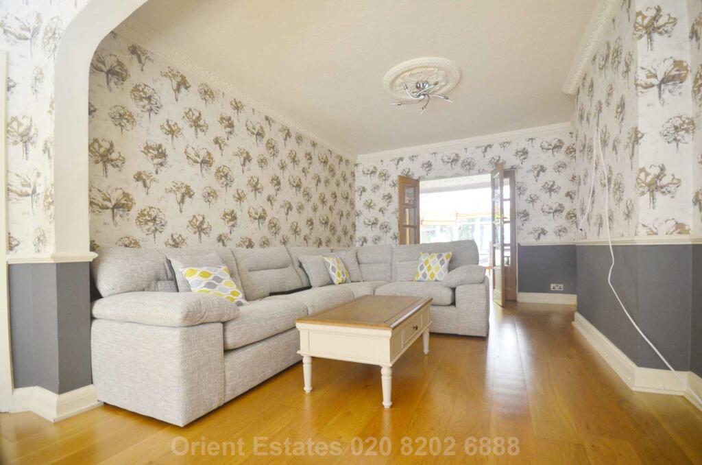 House in London - View 5