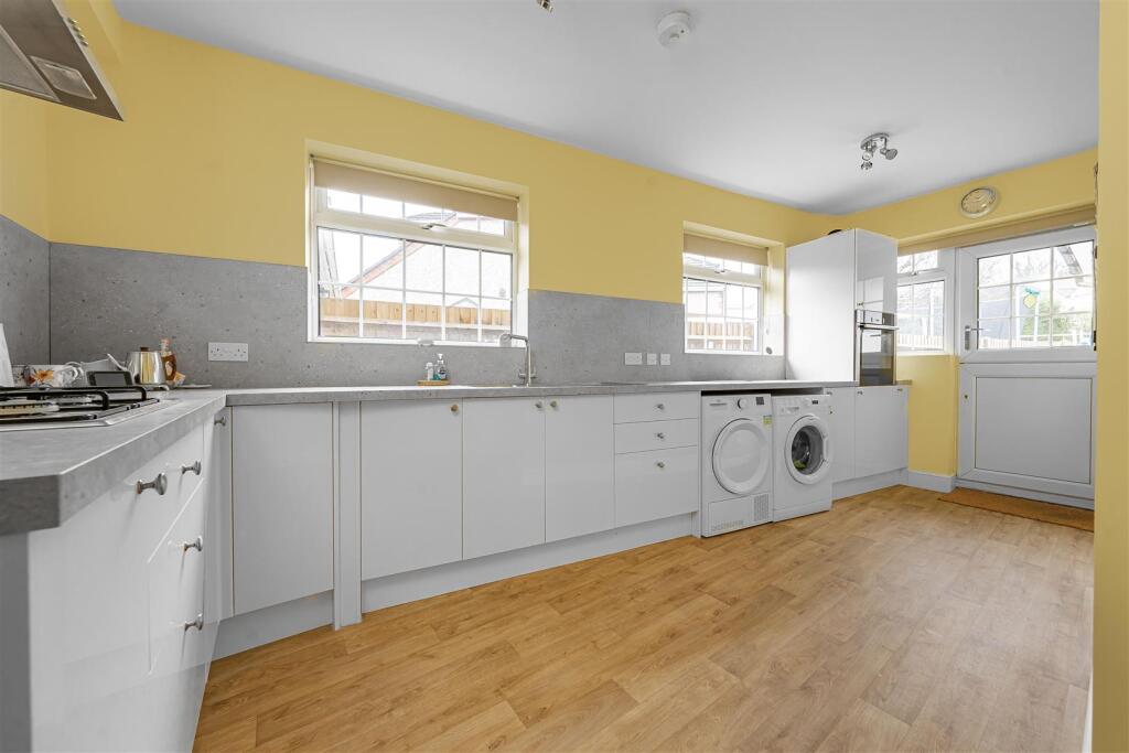 Additional image 9 of Oakwood Road, Bricket Wood, St. Albans