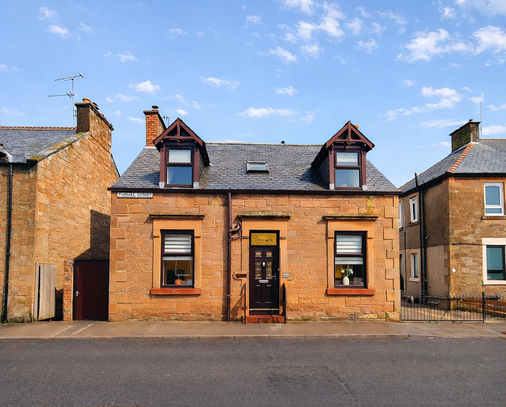 Main image of property: 1 Thomas Street, Annan, Dumfriesshire, DG12 5BN