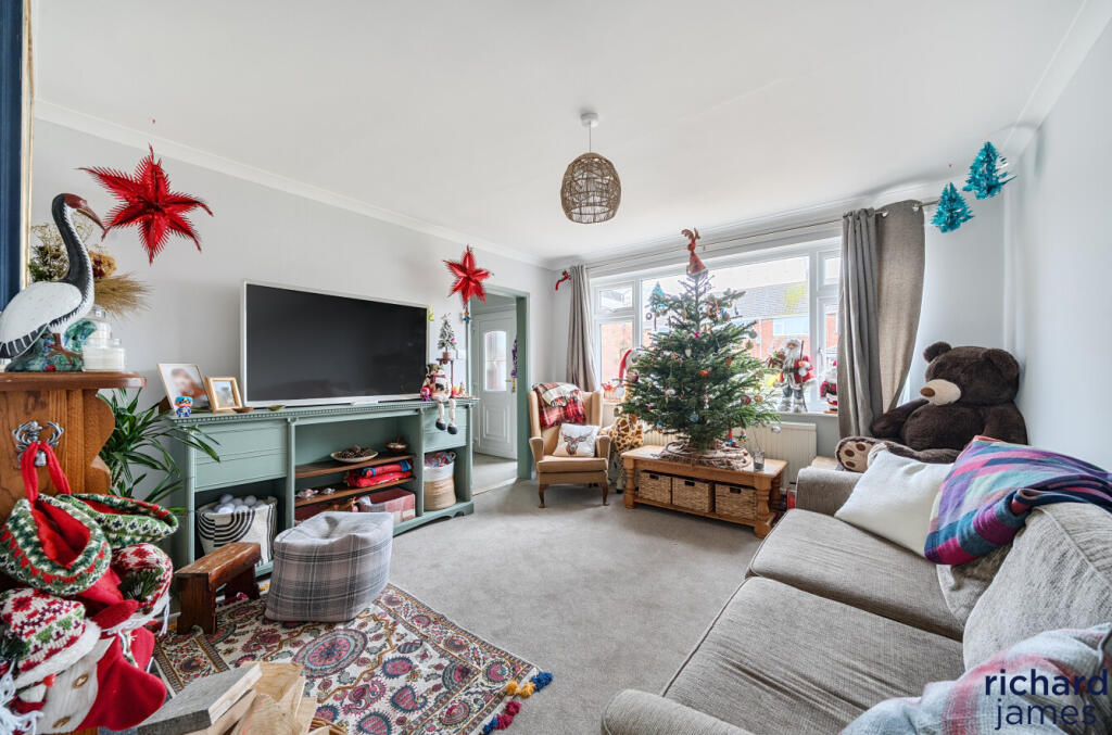 Homefield, Royal Wootton Bassett, SN4 photo 3