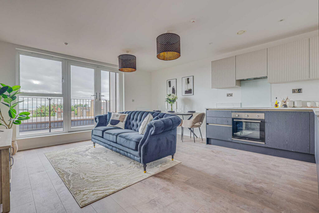 665 London Road, Westcliff-on-Sea, SS0 photo 2