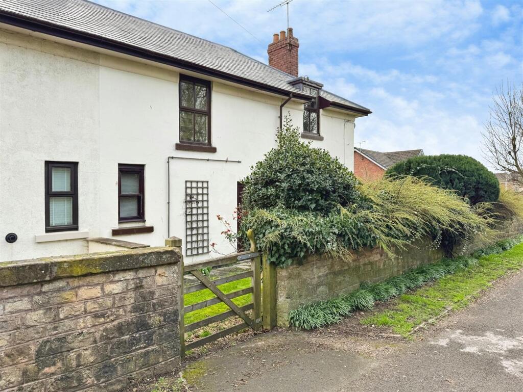Main image of property: High Road, Carlton-In-Lindrick, Worksop