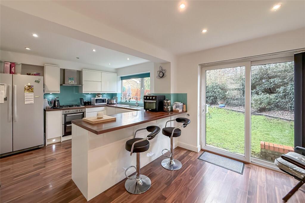 Additional image 4 of Tiverton Court, Harpenden, Hertfordshire, AL5
