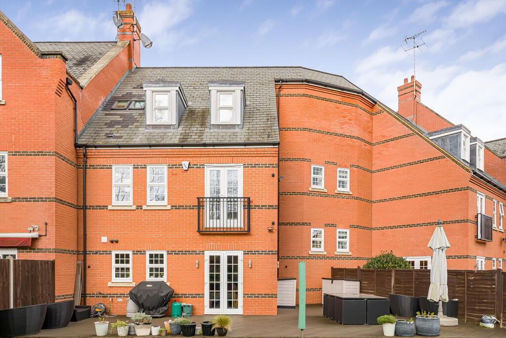 Additional image 31 of Boyes Crescent, London Colney, AL2