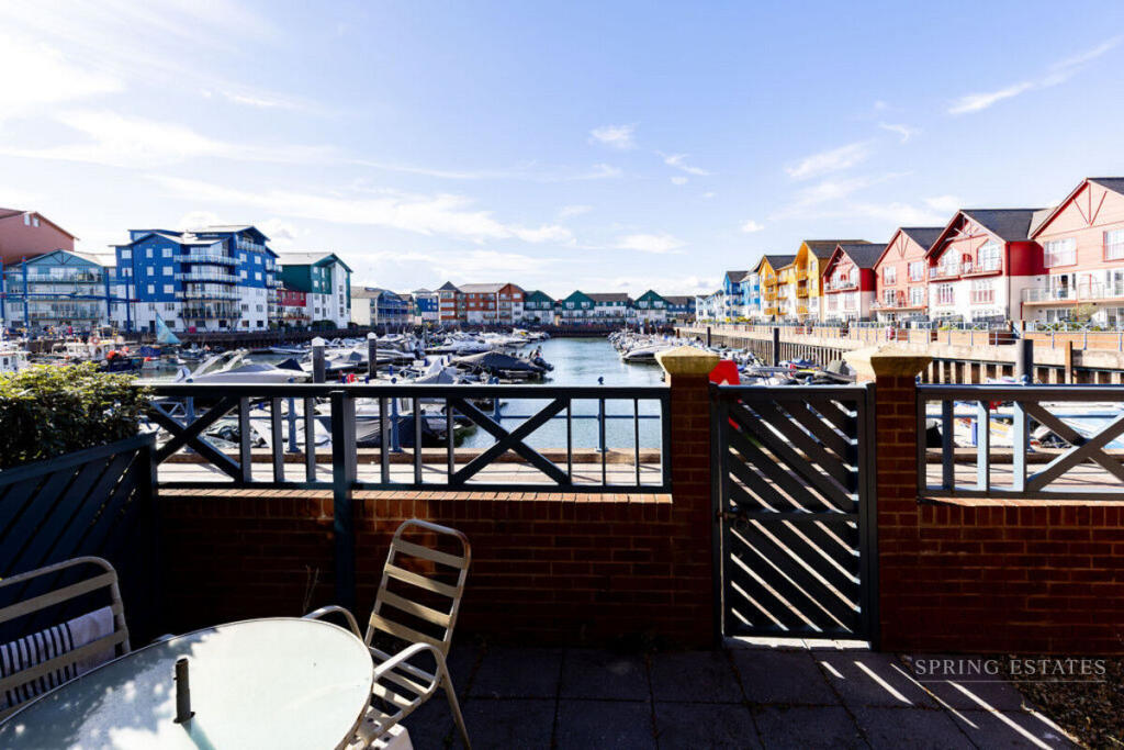 Apartment in Exeter - View 5