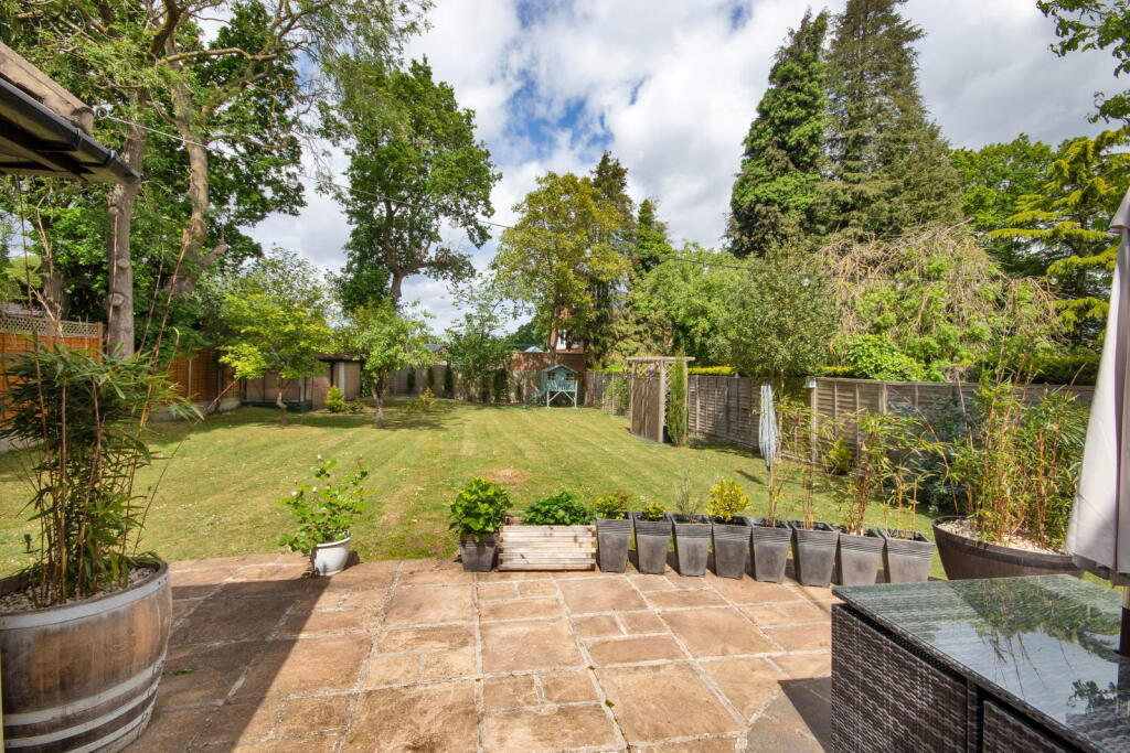 New Barn Road, Longfield, Kent, DA3 7LQ - View 2