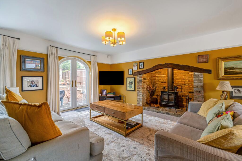 House in Luton - View 4