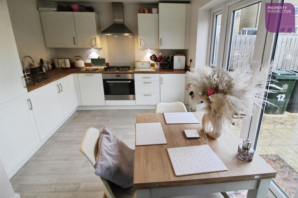 Hackworth Close, BD20 - View 3
