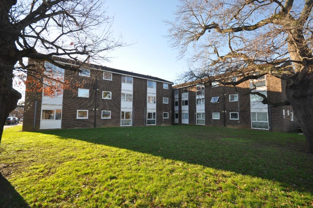 Main image of property: Lupin Drive, Chelmsford, Essex, CM1