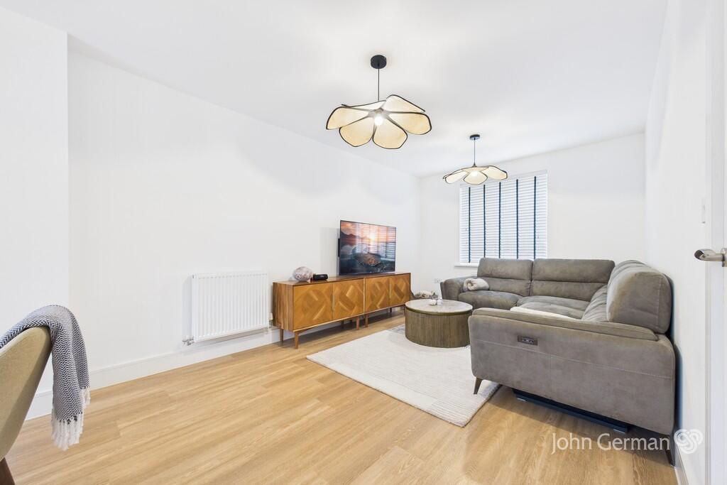 House in Stoke-on-Trent - View 5