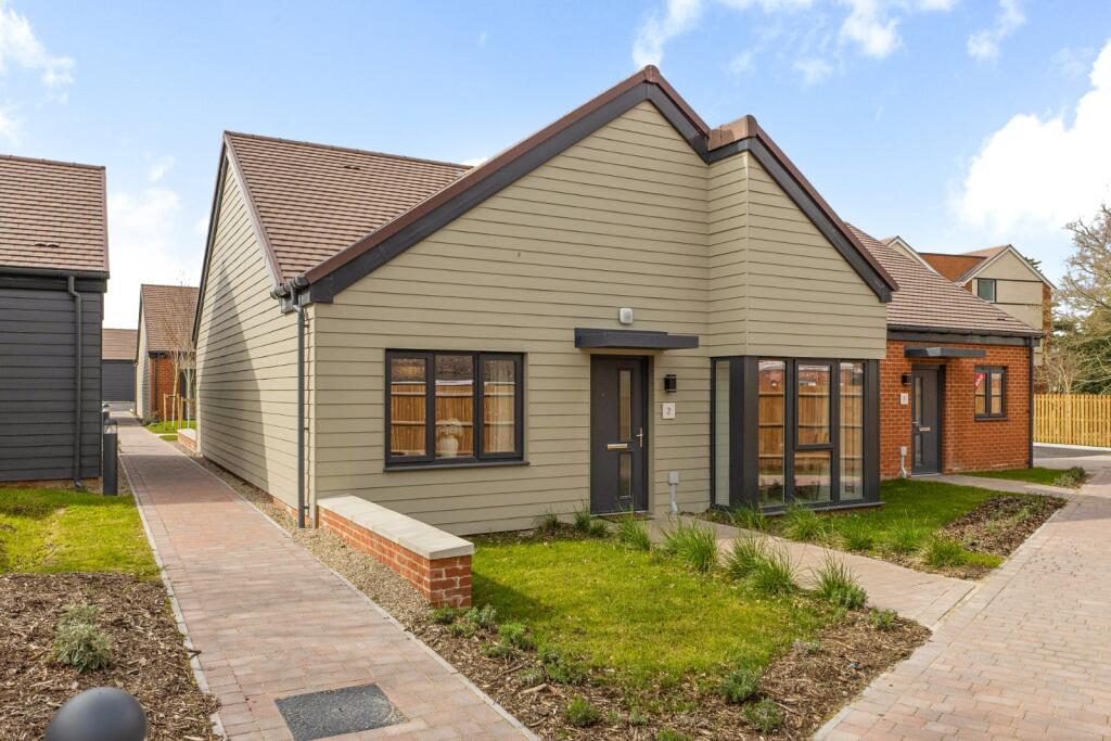 Main image of property: Herne Bay Gardens, Herne Bay, Kent, CT6