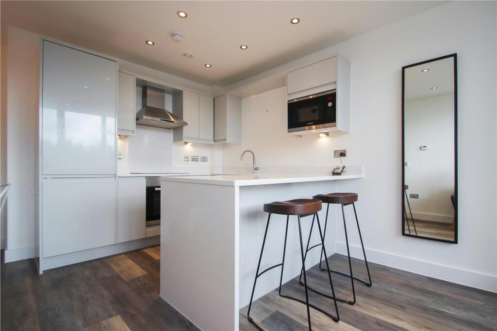 Apartment in Warrington - View 3