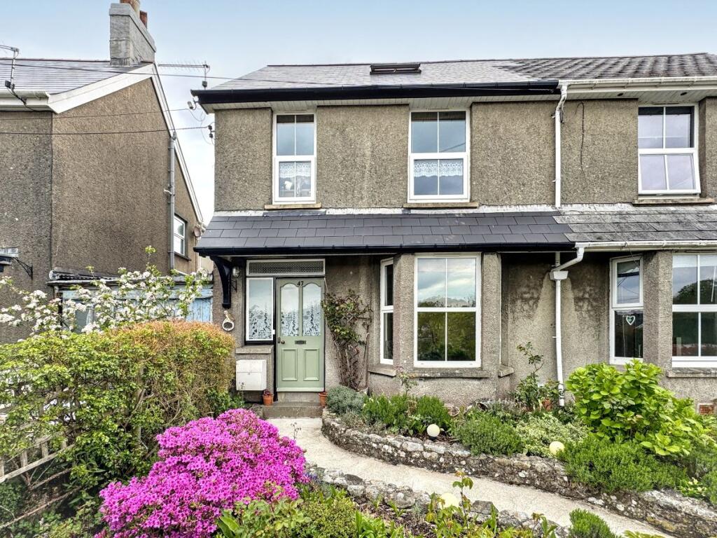 4-bed semi-detached on Mill Road, Okehampton, £249,500